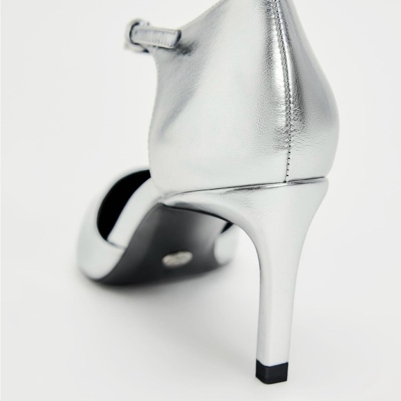 Metallic high heels - Picture 2 of 4